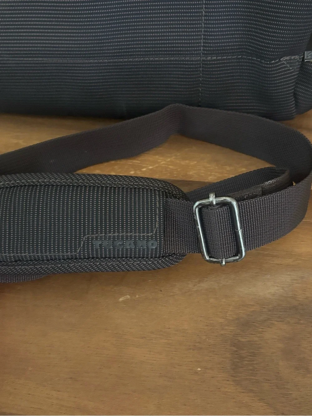 Tucano stain case preowned